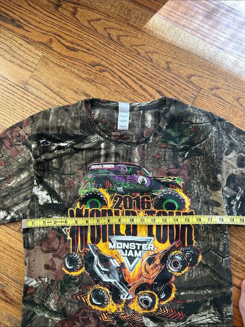 2016 World Tour Camo Short Sleeve Tee - Brown/Green - Picture 3 of 7